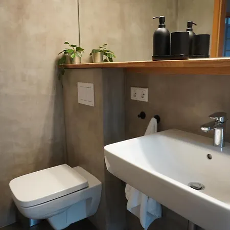 Chez Pheline * בוכום