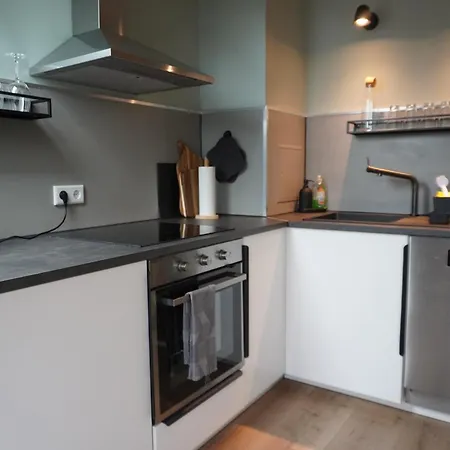 Chez Pheline * בוכום