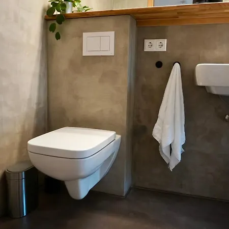 Chez Pheline בוכום